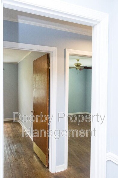 Building Photo - 3625 Sunrise Terrace