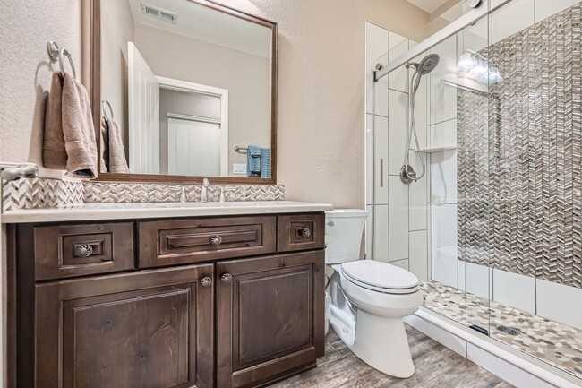 Building Photo - Luxury Living with Front Range Views, Hot ...