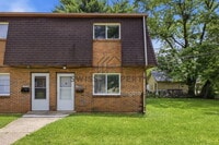 Building Photo - 1579 Briarwood Ave