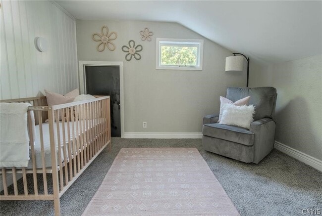 Building Photo - 406 Stone St