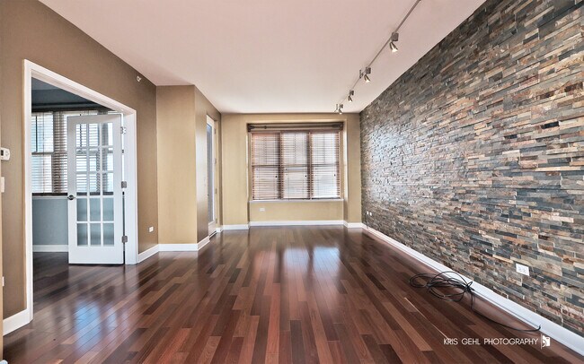 Building Photo - 300 Anthony Ave