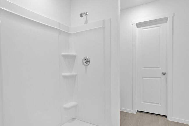 Building Photo - 1025 MacNab Dr