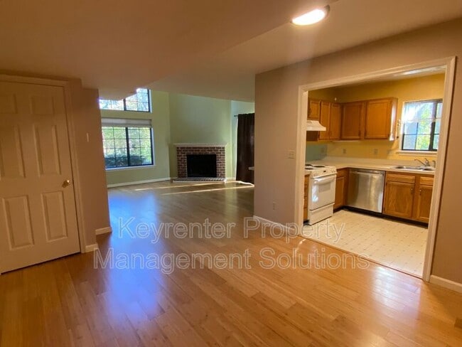 Building Photo - 1029 Amber Ridge Rd