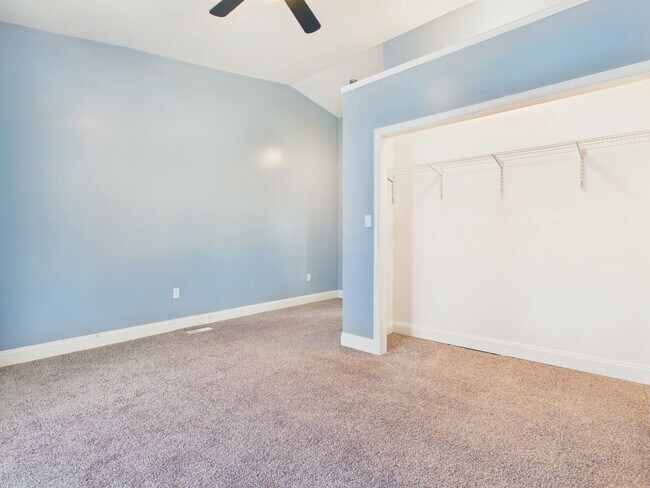 Building Photo - Newly Renovated 4 Bedroom Single Family Home