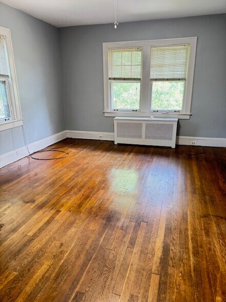 Bedroom - 2501 Euclid Heights Blvd