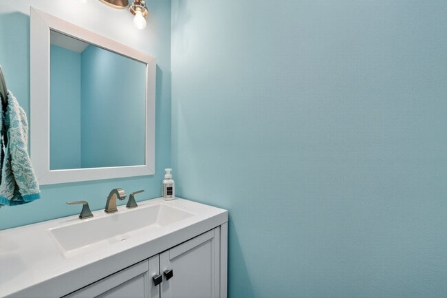 Building Photo - Charming 4BR House in Ooltewah