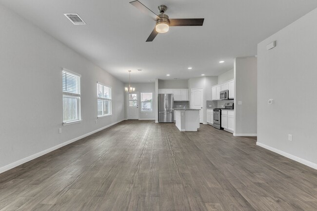 Building Photo - 3311 Brywood Dr