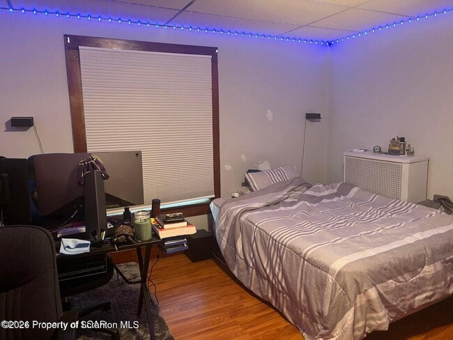 Building Photo - 945 William St