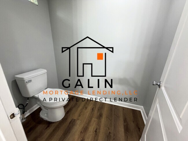 Building Photo - 1502 E 31st St