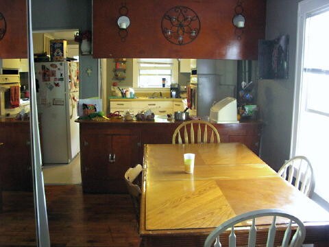 Through LR into kitchen - 921 N 4th St