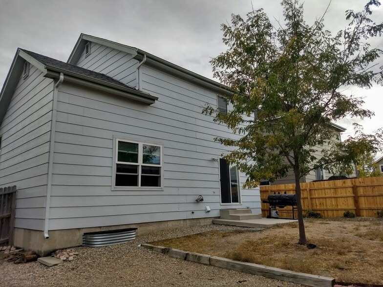 Backyard - 5016 Prairie Grass Ln