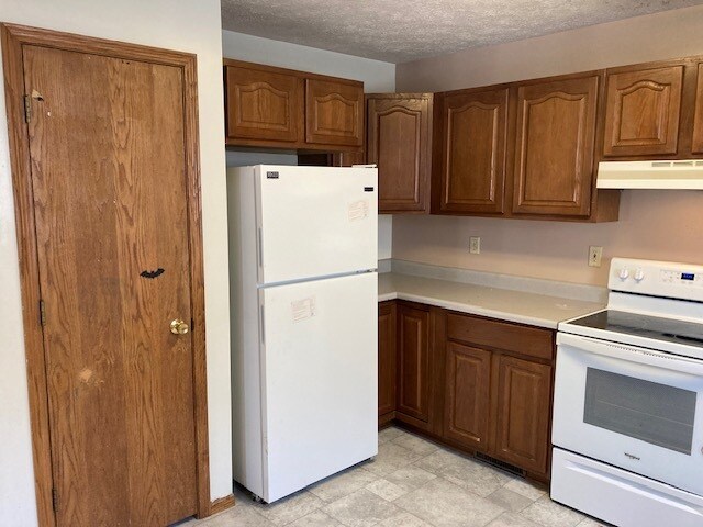 Building Photo - 3915 Central Ave