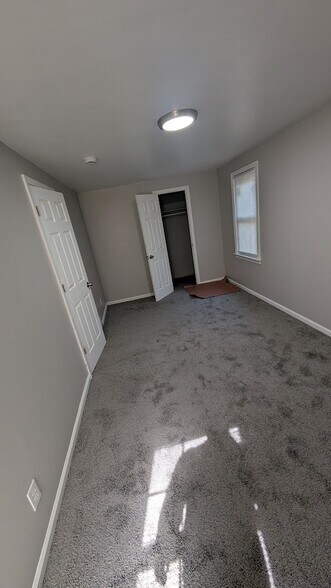 Building Photo - 16640 Cruse St