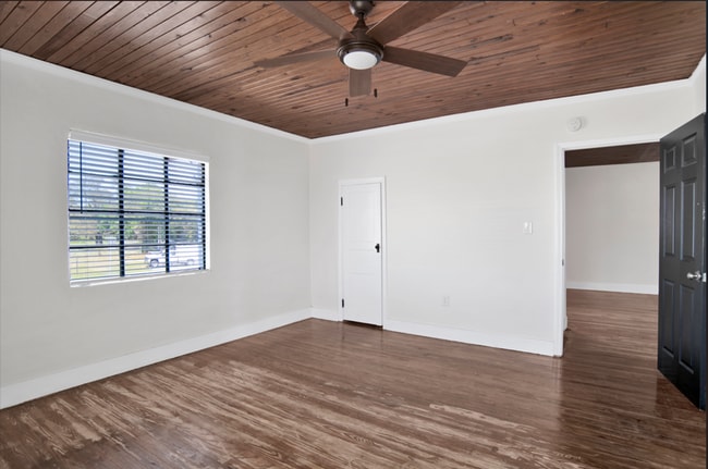 Building Photo - 4117 Barrancas Ave