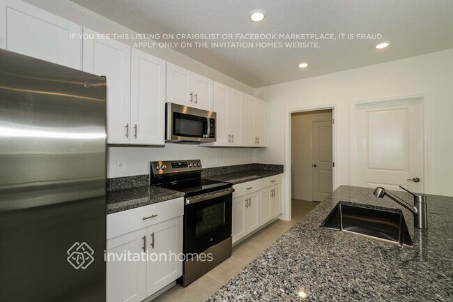 Building Photo - 12022 Lavender Loop