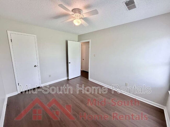 Building Photo - 7328 Hillshire Dr