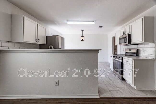 Building Photo - 4323 Stetson Park
