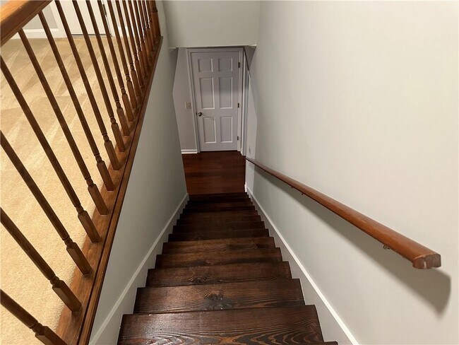 Building Photo - 10570 Turner Rd