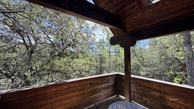 Building Photo - Large 3 Bedroom, 3 Bath Rental with Garage and Bonus Room