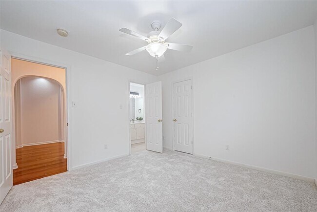 Building Photo - 3655 Heritage Colony Dr