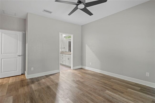 Building Photo - 25726 SW 19 Ave