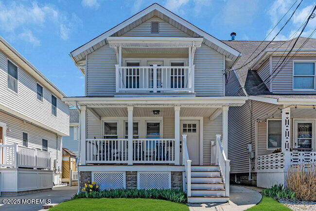 Building Photo - 900 A St