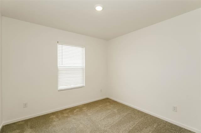 Building Photo - 1105 Tufted Dr