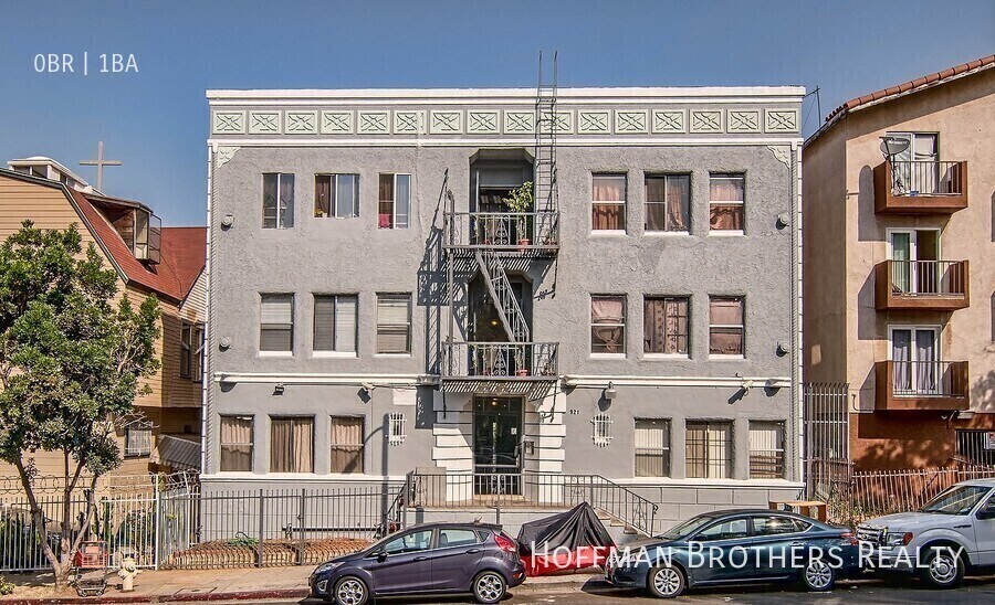Building Photo - 921 S Bonnie Brae St