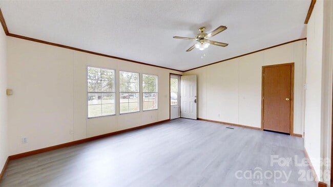 Building Photo - 7141 Lingerfelt Rd