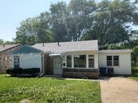 Building Photo - 1844 S Beacon Ave