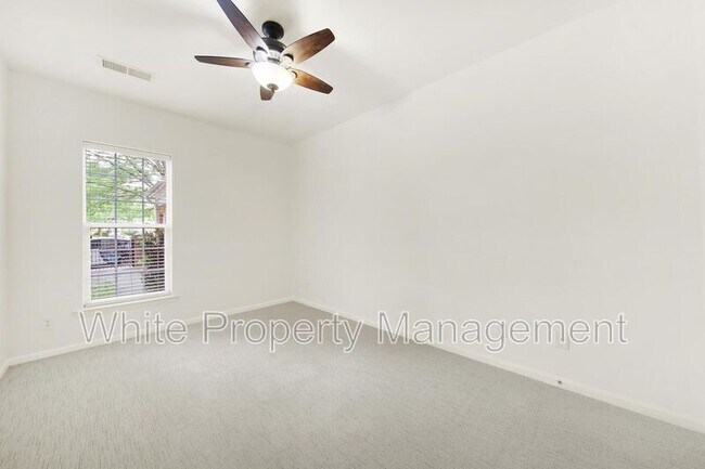 Building Photo - 15011 Santa Lucia Dr
