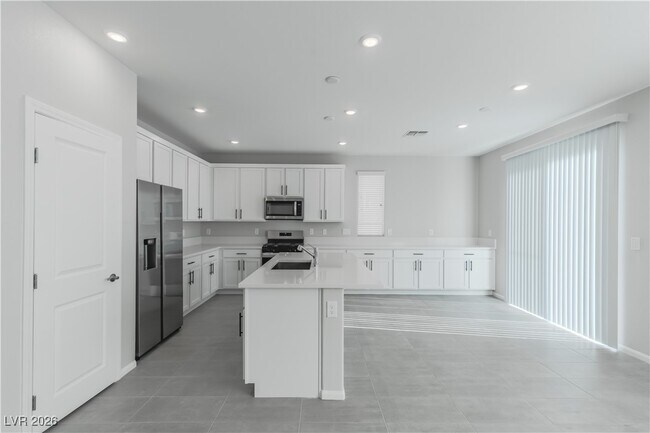 Building Photo - 7845 Wolf Fang Ct