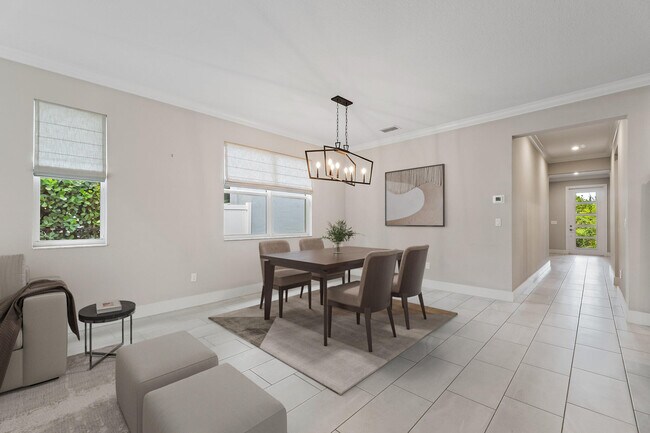 Building Photo - 6825 Pointe of Woods Dr
