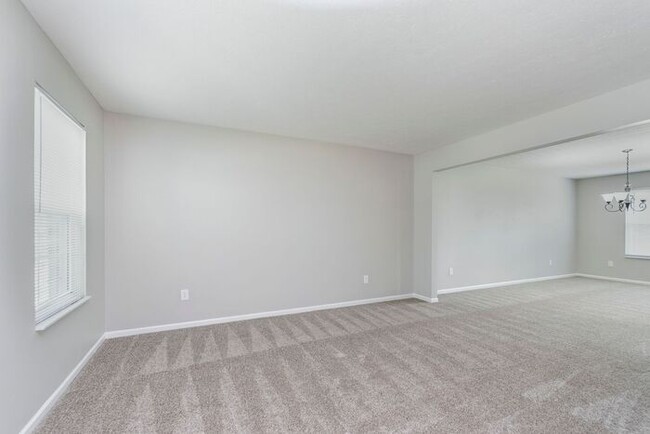 Building Photo - 4 Bedroom with a 3 Car Garage in Zionsvill...