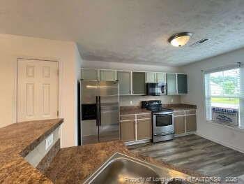 Building Photo - 138 Collinwood Dr