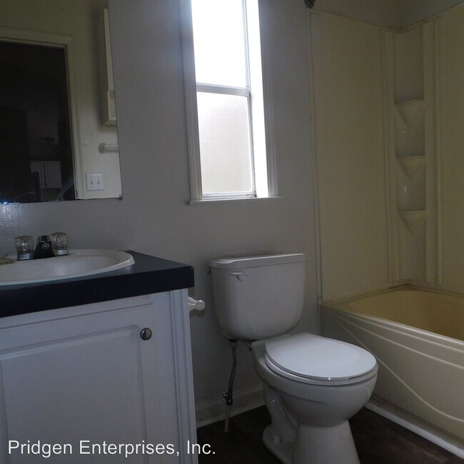 Building Photo - 3 br, 2 bath House - 107 Smokey Ridge Road