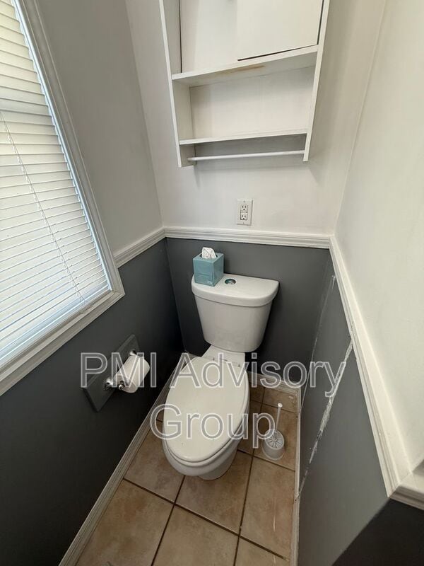 Building Photo - 1236 SW Jewell Ave