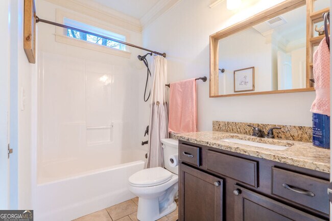 Building Photo - 203 Davis Mill Road