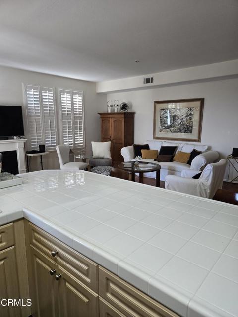 Building Photo - 436 Poli St