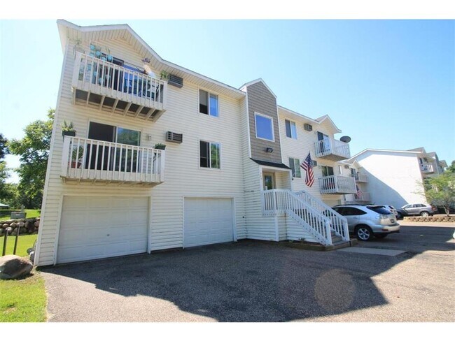 Building Photo - 949 Wescott Trail