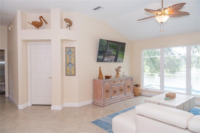 Building Photo - 714 Bay Hill Ct