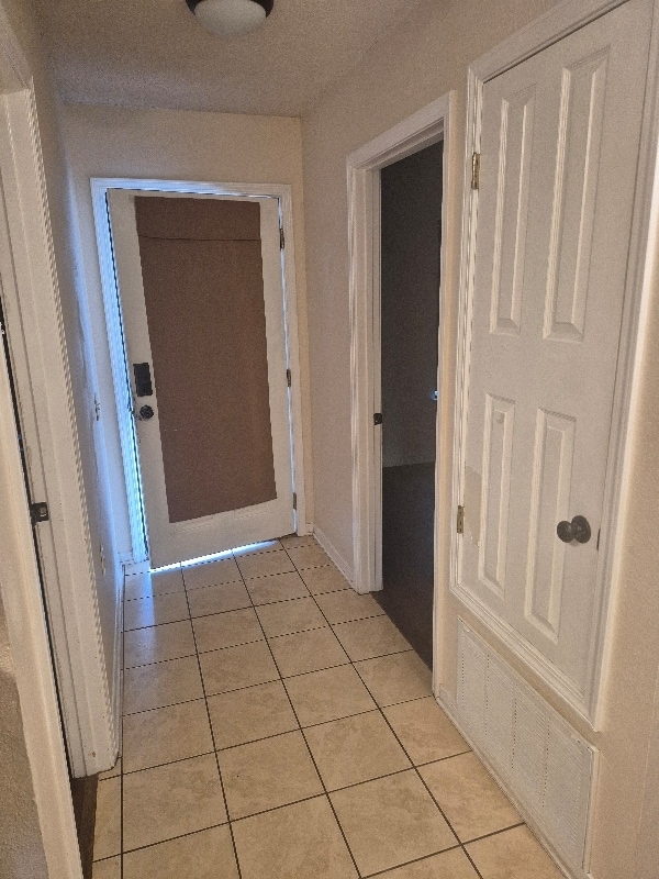 Building Photo - 1108 Sweetbriar St