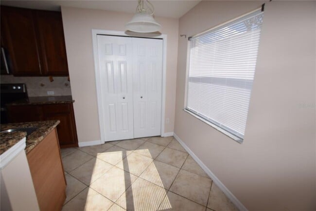 Building Photo - 13098 Lexington Summit St