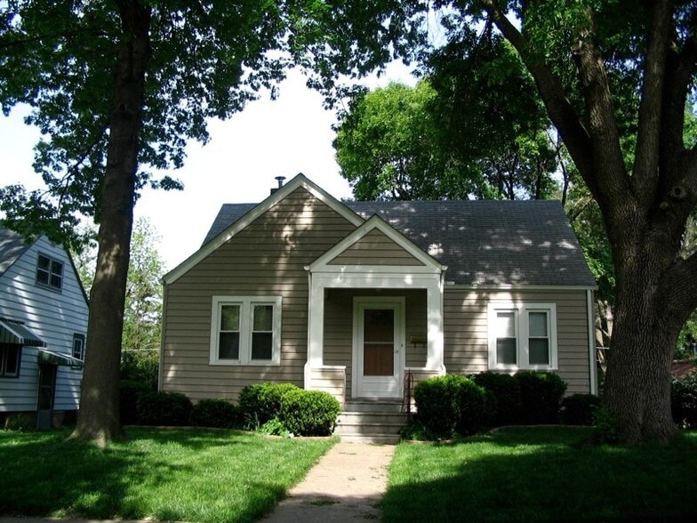Primary Photo - 28 Olive Ct