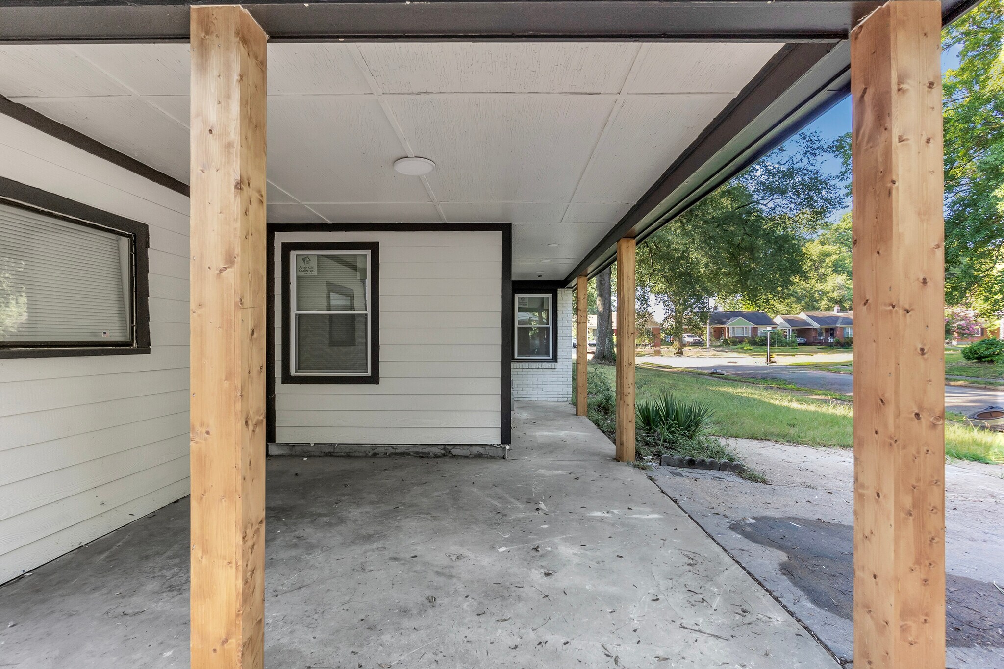 Building Photo - 4401 Helene Rd