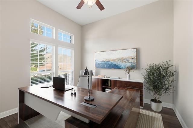 Building Photo - 15801 Weymouth Dr