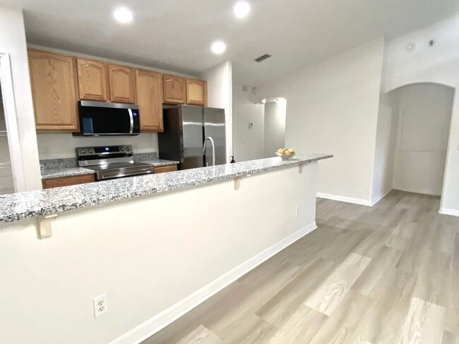 Building Photo - 462 Richmont Ct