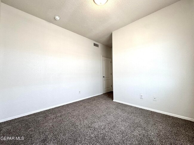 Building Photo - 5916 Cielo Del Rey Pl