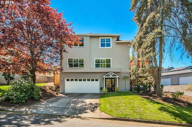 Primary Photo - Bright and Airy 3 Bed, 2.5 Bath Stunning H...
