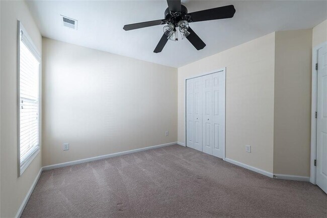 Building Photo - 4330 Granby Cir